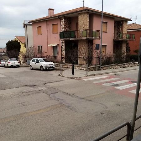 Appartamento Turistico ortensia Ancona Exterior foto